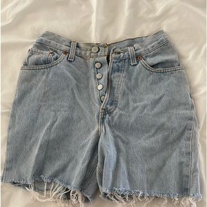 Blue High rise, Levi shorts